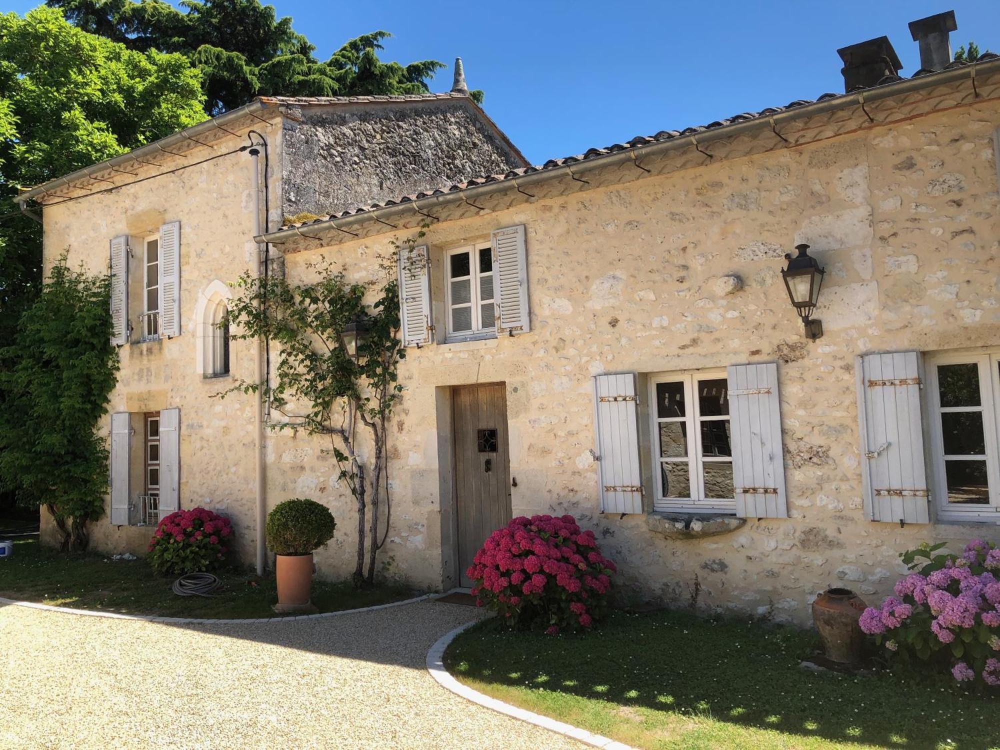 Domaine Des Monges * Saint-Seurin-de-Prats