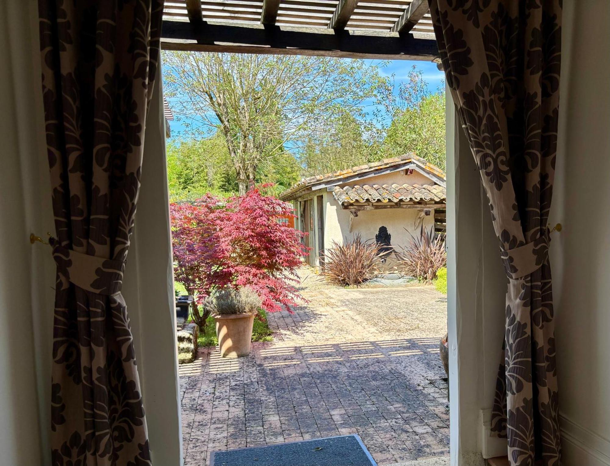 Bed & Breakfast Domaine Des Monges *